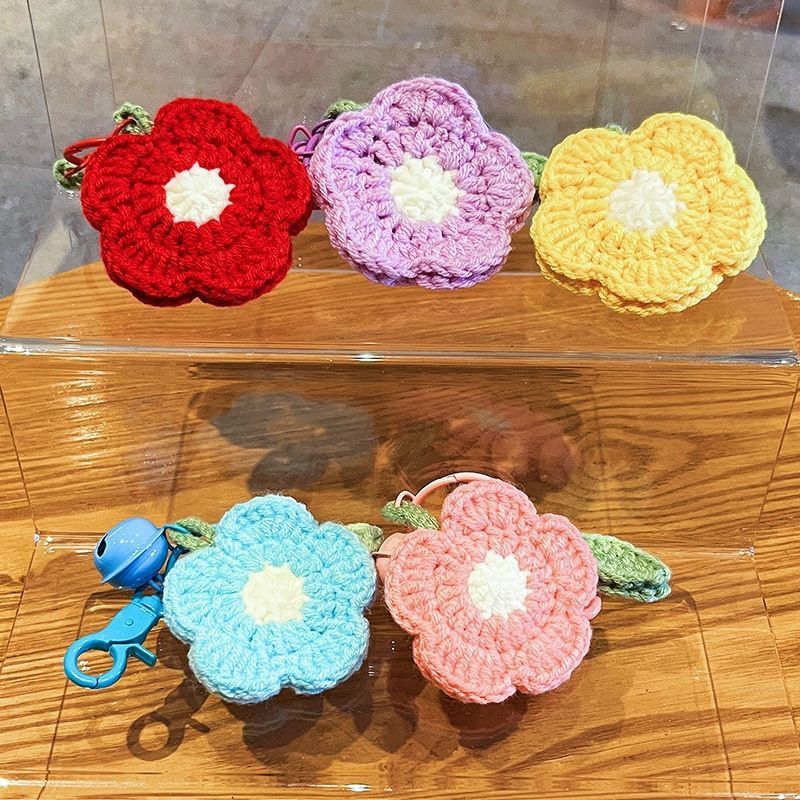 Charming Plush Flower Keychain - Soft Yarn Crocheted Cartoon Design with Pink & Green Accents, Ideal for Couples' Bags & Christmas Birthday Gifts, Cute Keychain