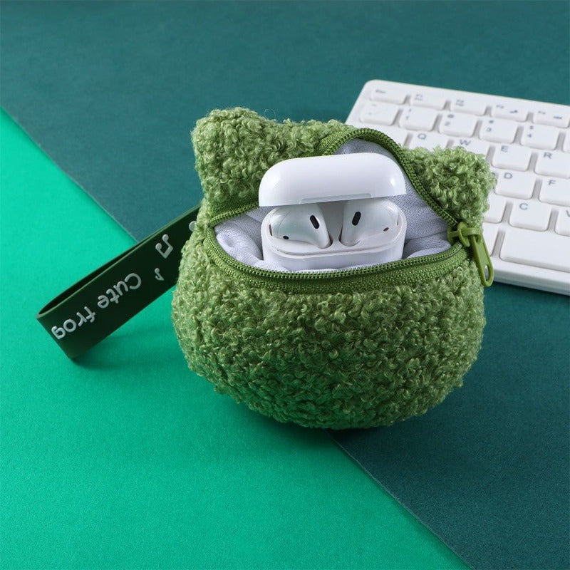 Adorable Green Frog Plush Keychain Wallet – Soft Faux Fur Zippered Pouch for Coins, Earphones & Small Items