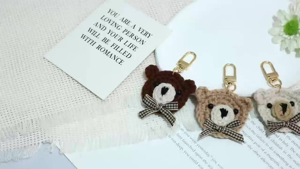 Weaving Bear Keychain Cute Animal Key Ring Purse Bag Backpack Car Charm Earbud Case Accessory Women Girls Gift Wedding Party Gifts